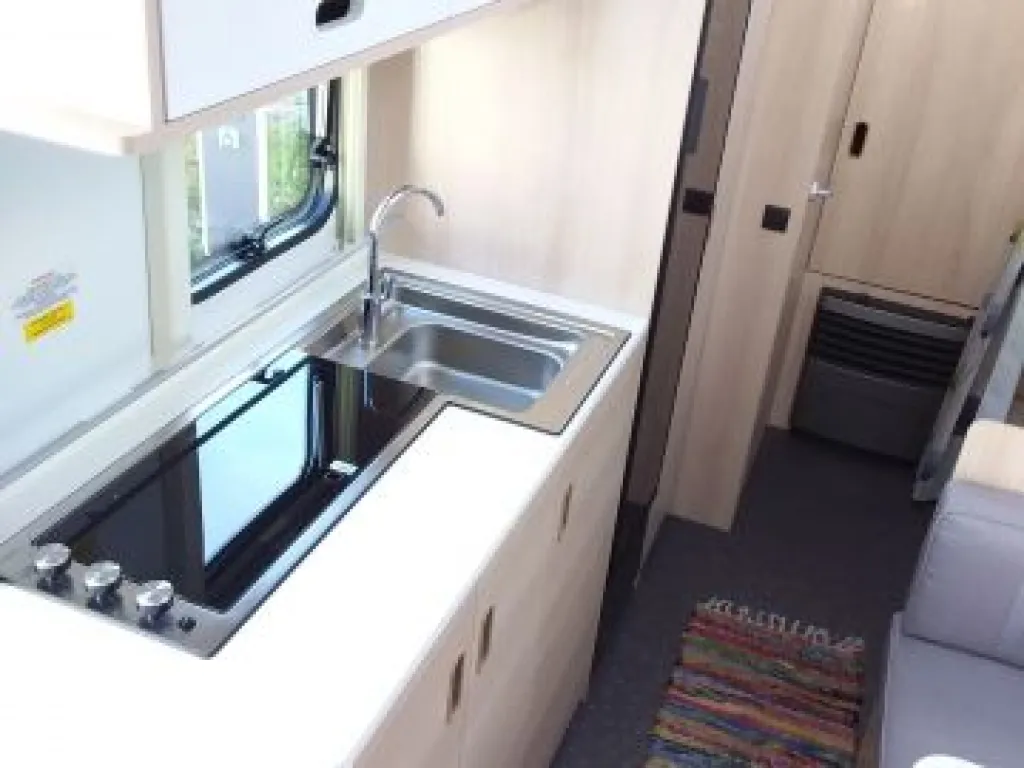 Bild 15: Adria Wohnwagen in Hagenbrunn/Wien mieten