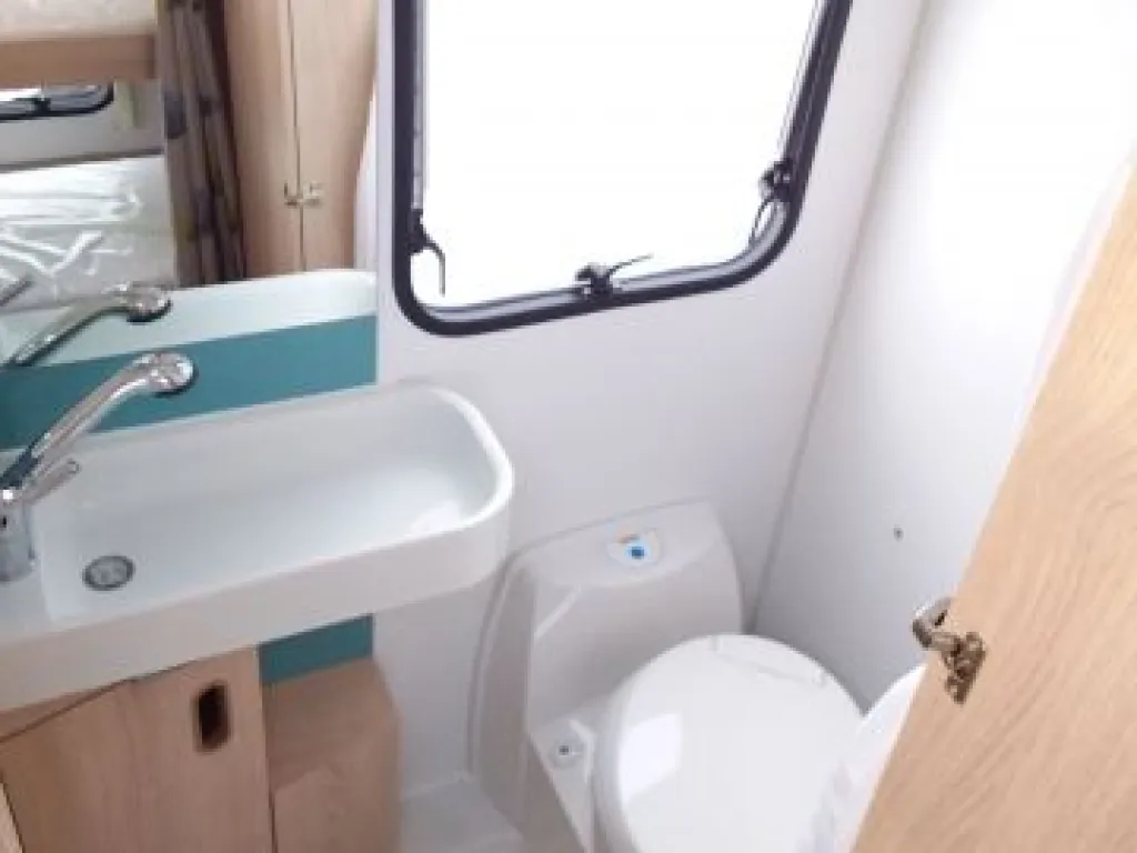 Bild 21: Wohnwagen in Hagenbrunn/Wien online mieten