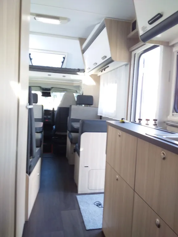 Bild 37: Wohnmobil in Hagenbrunn/Wien online mieten