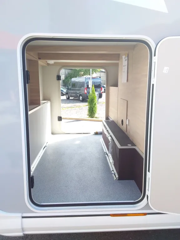 Bild 8: Wohnmobil für 2 Personen in Hagenbrunn/Wien mieten