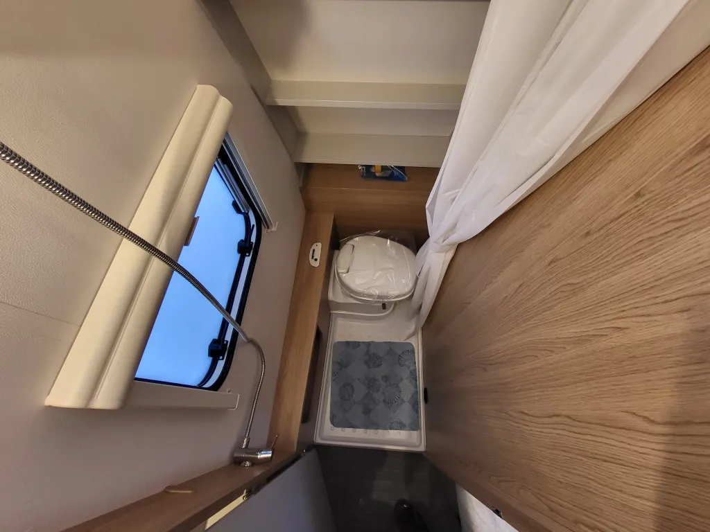 Bild 15: Dethleffs Wohnwagen in Gerasdorf bei Wien mieten