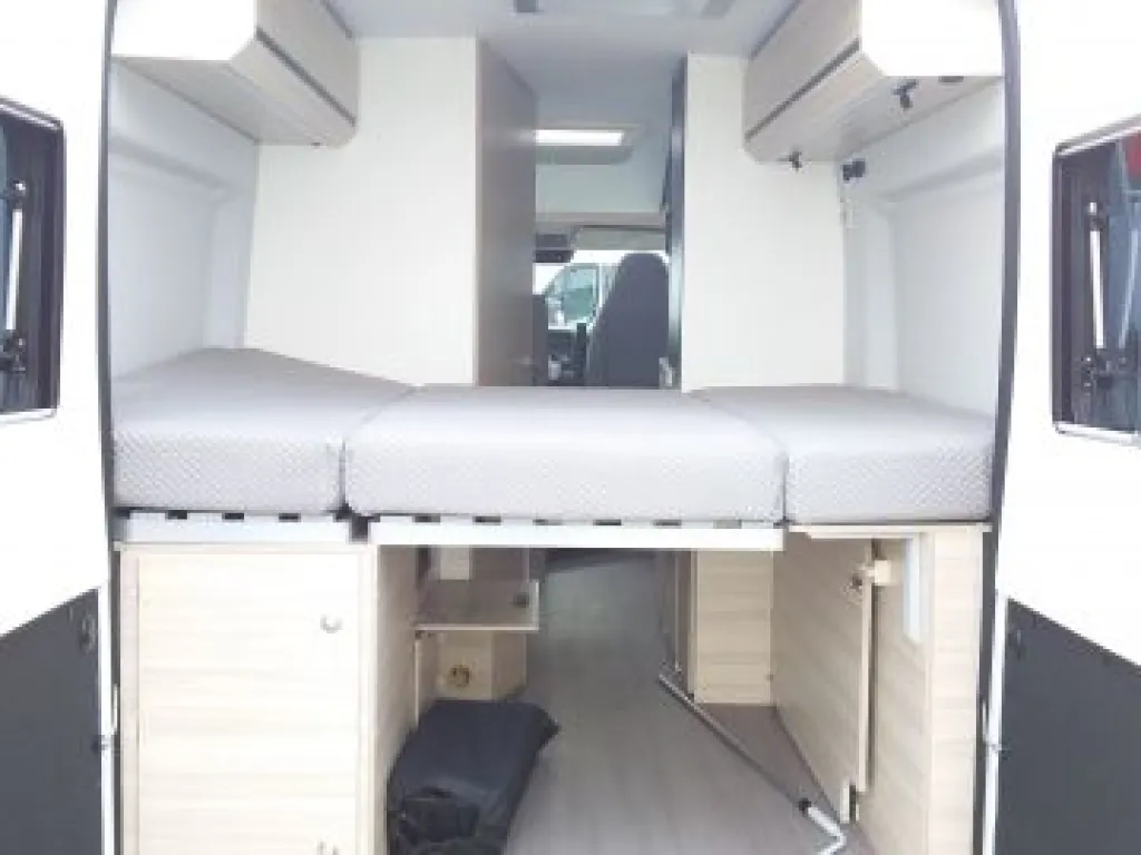 Bild 8: Wohnmobil für 2 Personen in Hagenbrunn/Wien mieten