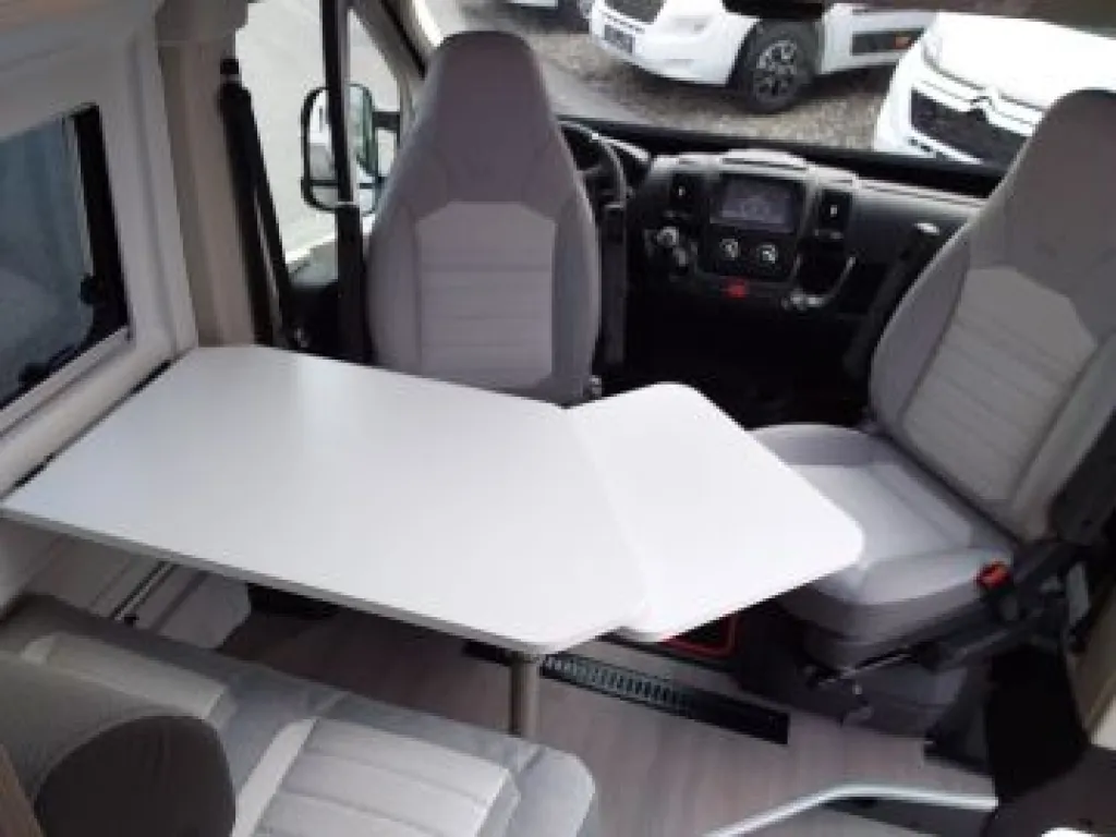 Bild 13: Wohnmobil in Hagenbrunn/Wien online mieten