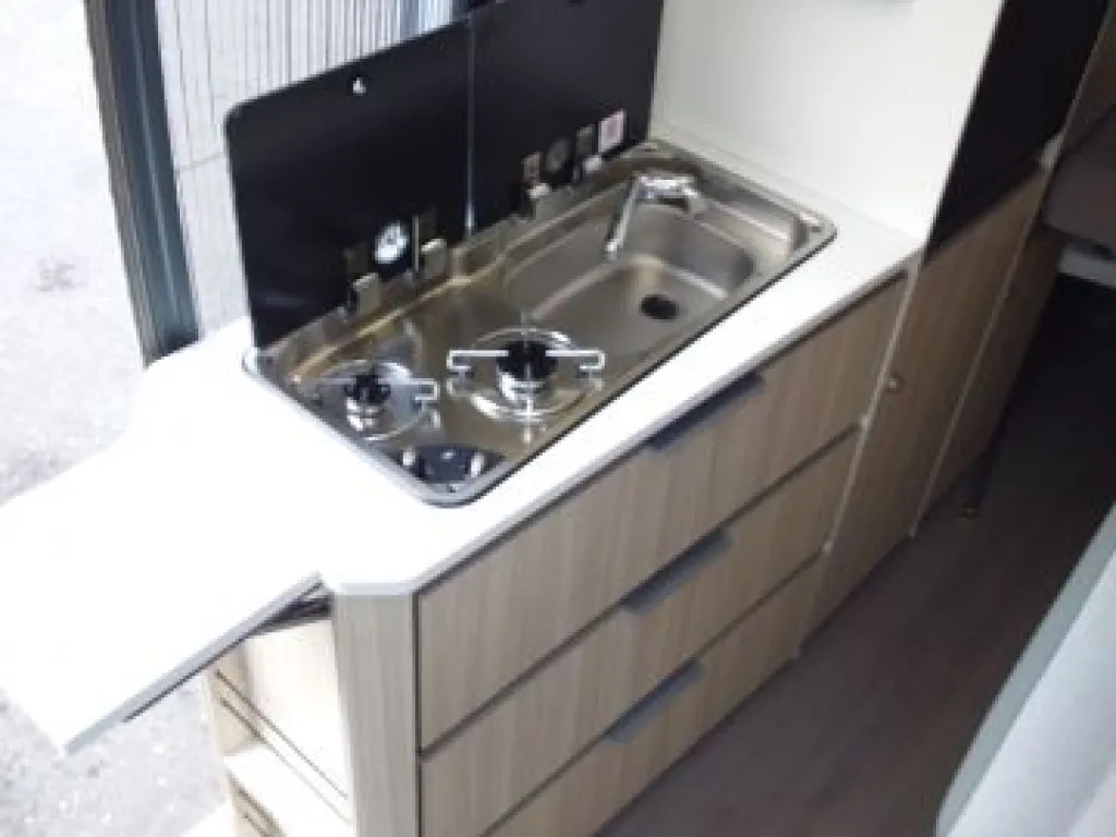 Bild 15: Adria Wohnmobil in Hagenbrunn/Wien mieten