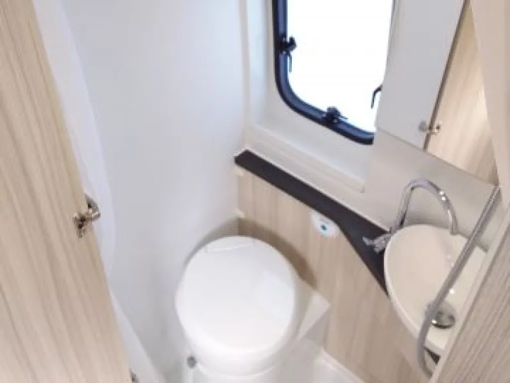 Bild 19: Adria mieten in Hagenbrunn/Wien