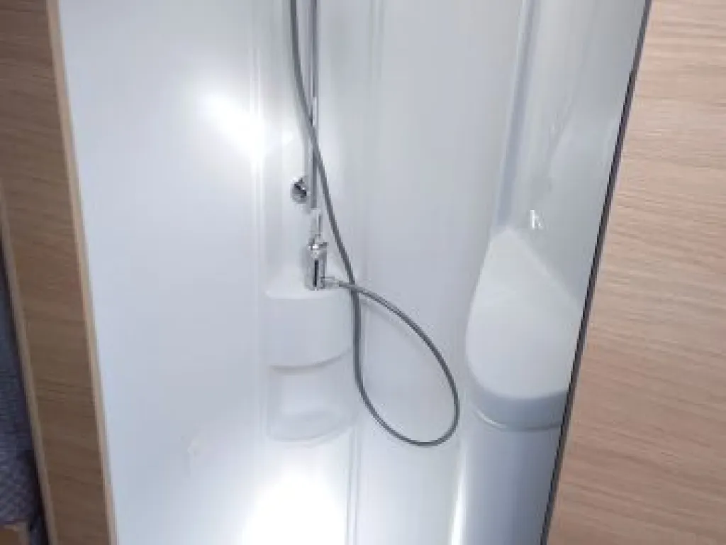 Bild 21: Wohnmobil in Hagenbrunn/Wien online mieten