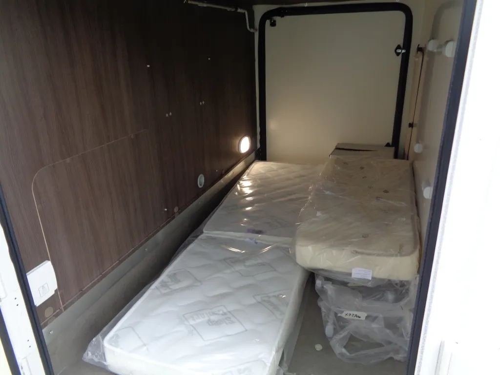 Bild 10: Wohnmobil mieten in Tresdorf Bild 10: Wohnmobil mieten in Tresdorf