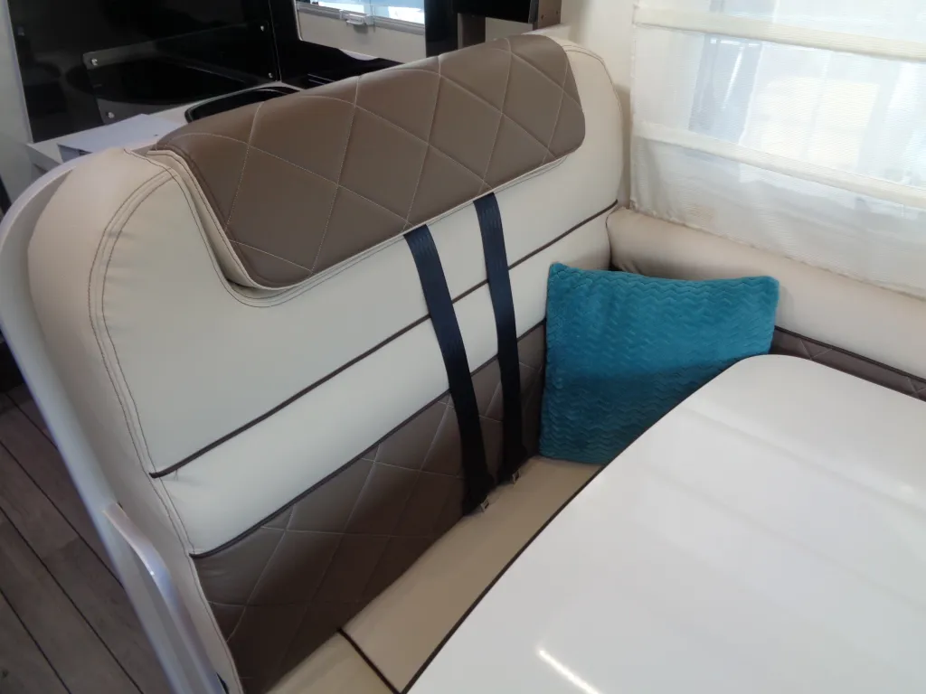 Bild 12: Wohnmobil von McLouis mieten in Tresdorf Bild 12: Wohnmobil von McLouis mieten in Tresdorf