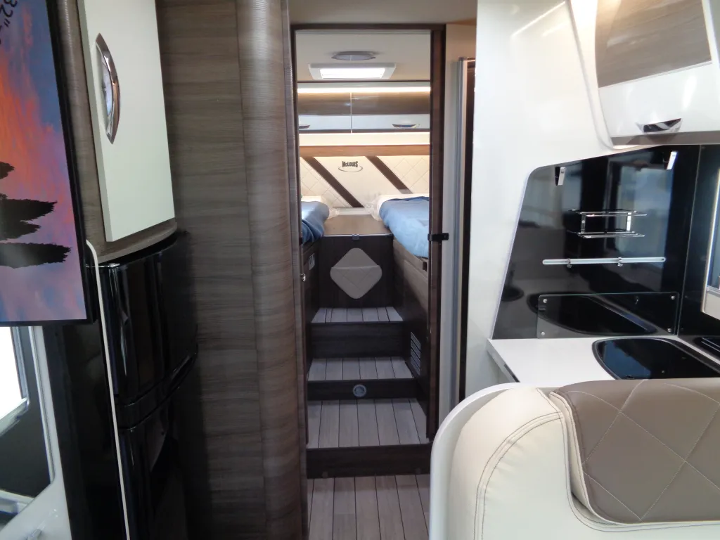 Bild 18: Wohnmobil mieten in Tresdorf Bild 18: Wohnmobil mieten in Tresdorf