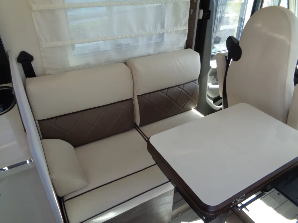 Bild 11: McLouis mieten in Tresdorf