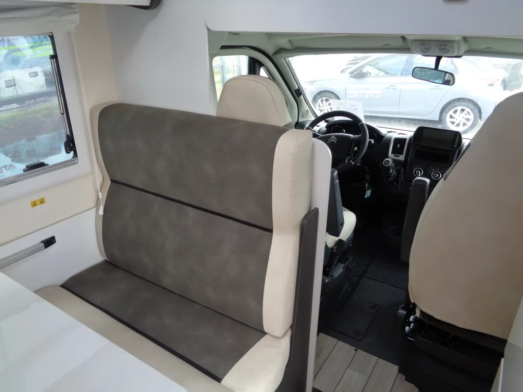 Bild 9: McLouis Glamys 320