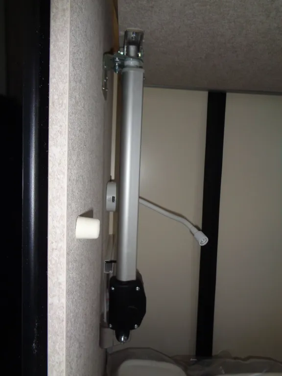 Bild 13: Wohnmobil in Tresdorf online mieten