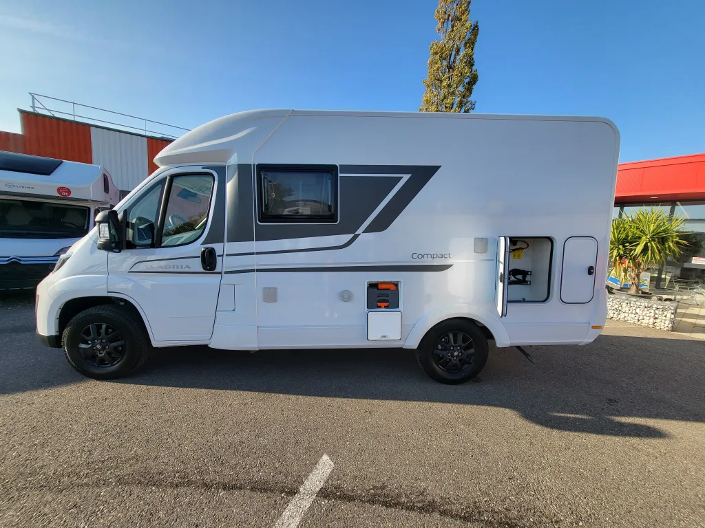 Bild 8: Wohnmobil für 3 Personen in Hagenbrunn/Wien mieten Bild 8: Wohnmobil für 3 Personen in Hagenbrunn/Wien mieten