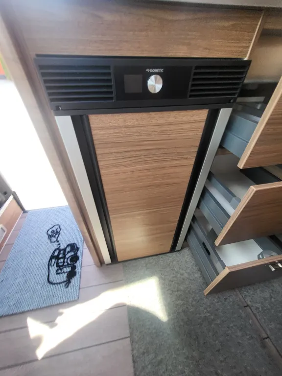 Bild 21: Wohnmobil in Hagenbrunn/Wien online mieten