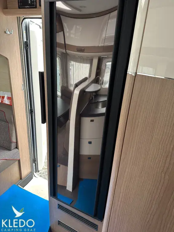 Bild 32: Wohnmobil für 4 Personen in Graz mieten