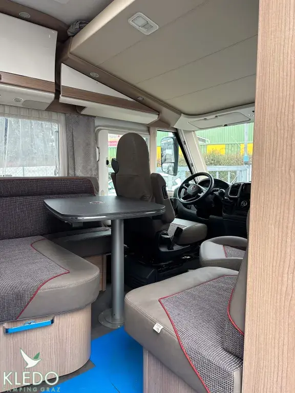 Bild 40: Wohnmobil für 4 Personen in Graz mieten