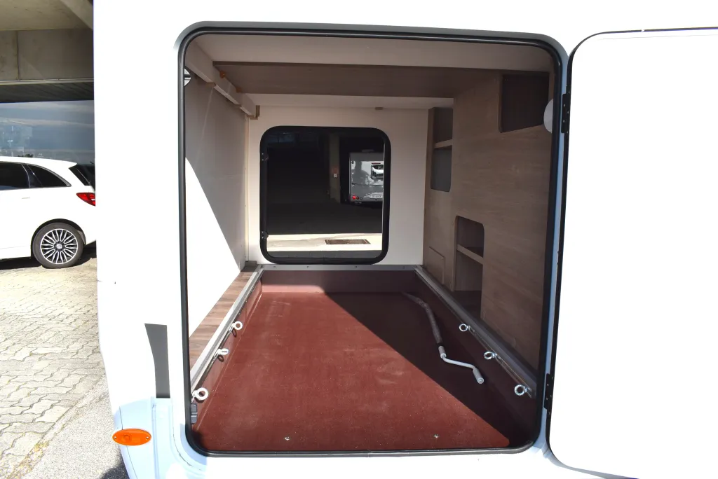 Bild 32: Wohnmobil für 4 Personen in Eferding mieten