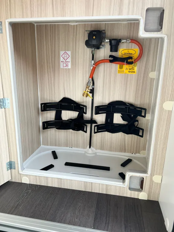 Bild 8: Wohnmobil für 4 Personen in Hagenbrunn/Wien mieten