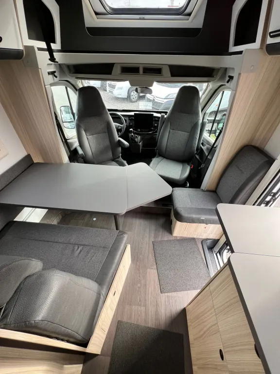 Bild 16: Wohnmobil für 4 Personen in Hagenbrunn/Wien mieten