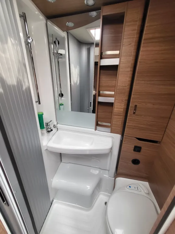 Bild 31: Knaus Wohnmobil in Hagenbrunn/Wien mieten