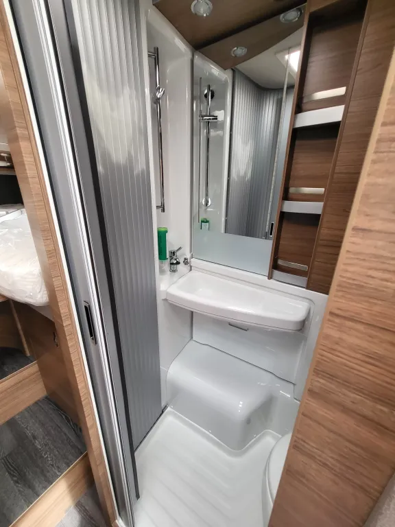 Bild 33: Knaus Van TI 640 MEG VANSATION