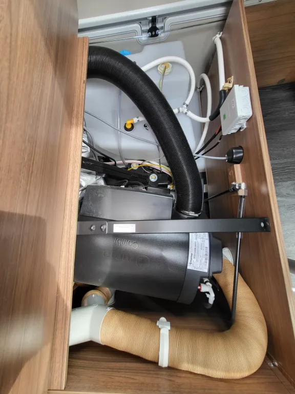 Bild 40: Wohnmobil für 2 Personen in Hagenbrunn/Wien mieten