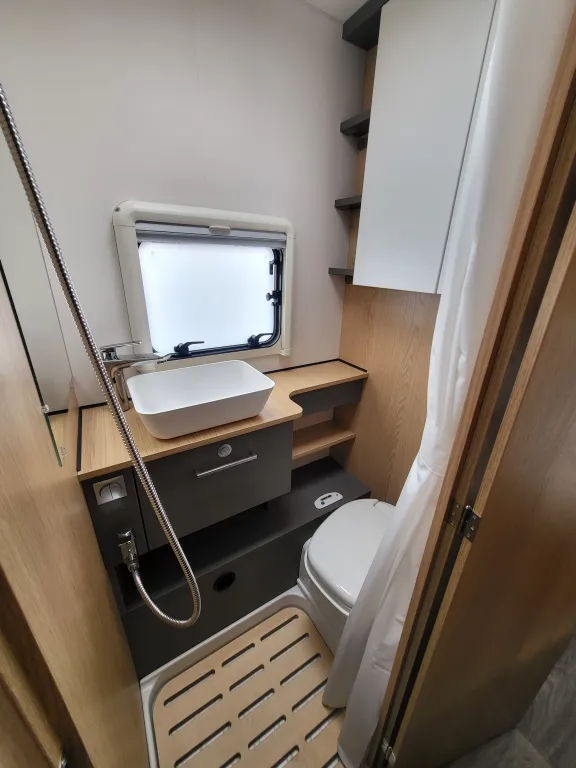 Bild 31: LMC Wohnwagen in Hagenbrunn/Wien mieten