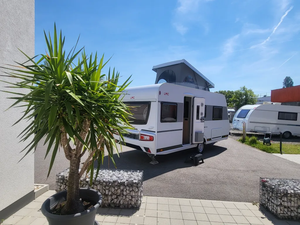 Bild 36: Wohnwagen von LMC mieten in Hagenbrunn/Wien