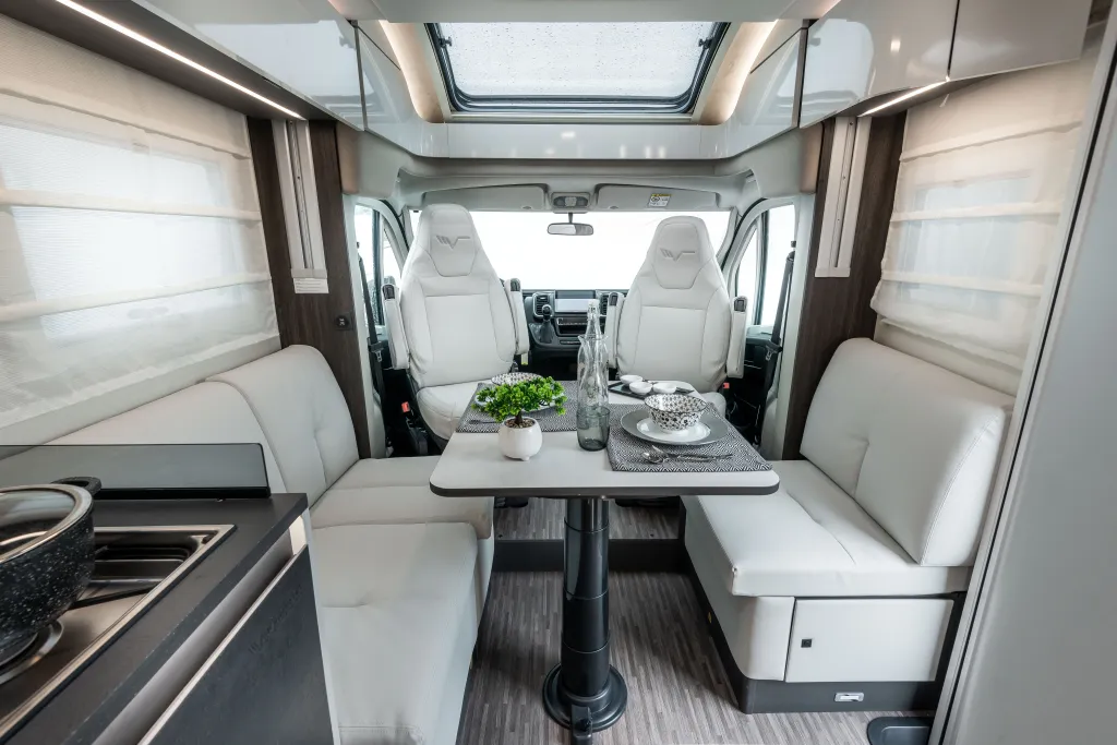 Bild 5: Wohnmobil in Dornbirn online mieten Bild 5: Wohnmobil in Dornbirn online mieten
