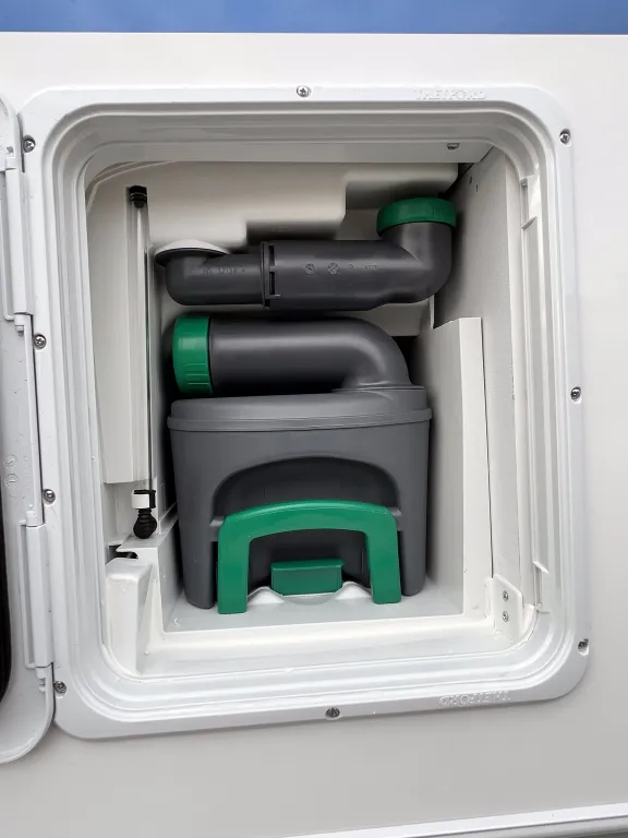 Bild 8: Wohnwagen für 6 Personen in Hagenbrunn/Wien mieten