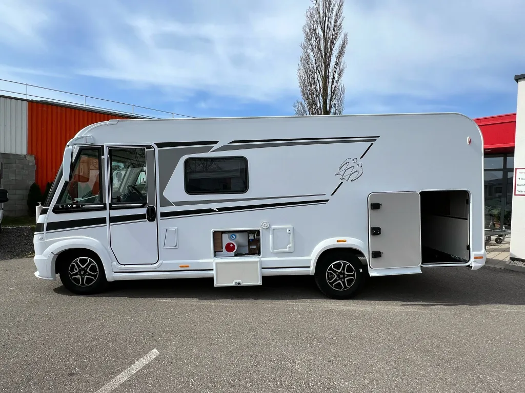 Bild 5: Wohnmobil in Hagenbrunn online mieten