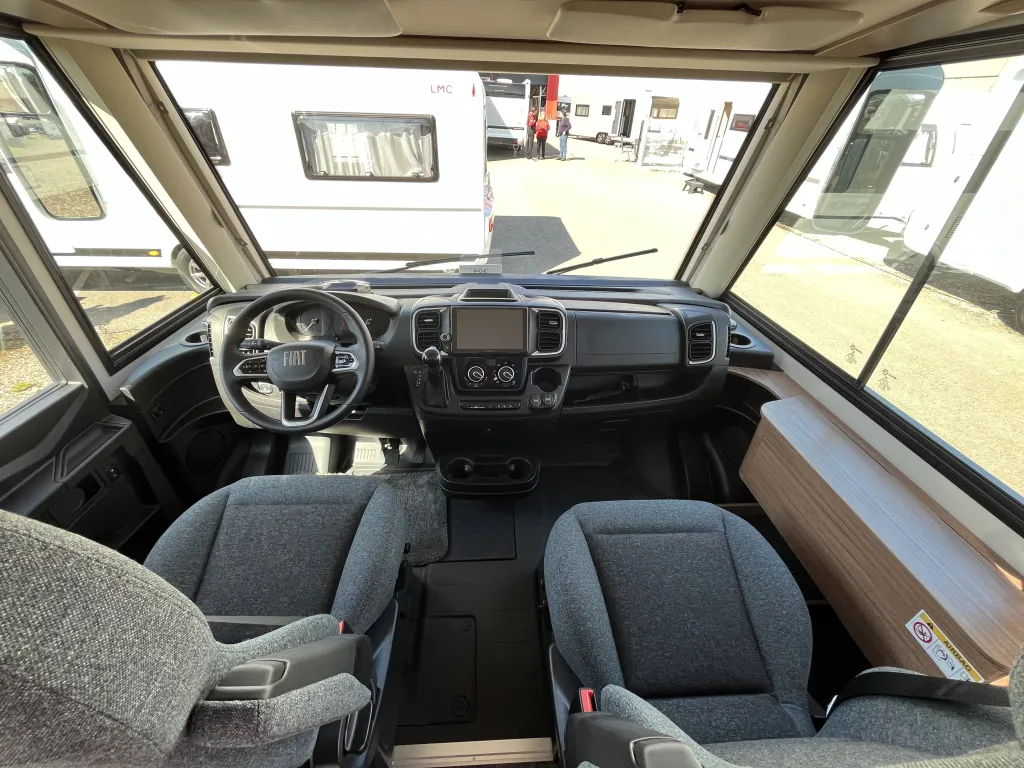 Bild 12: Wohnmobil von Knaus mieten in Hagenbrunn