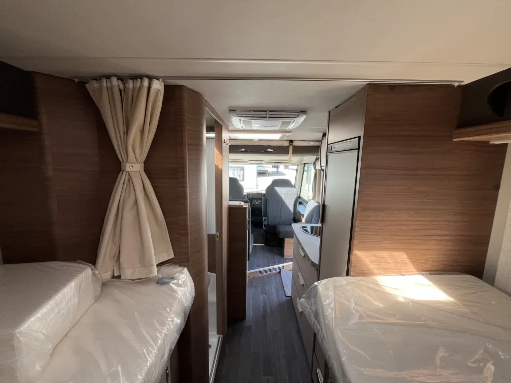Bild 29: Wohnmobil in Hagenbrunn online mieten