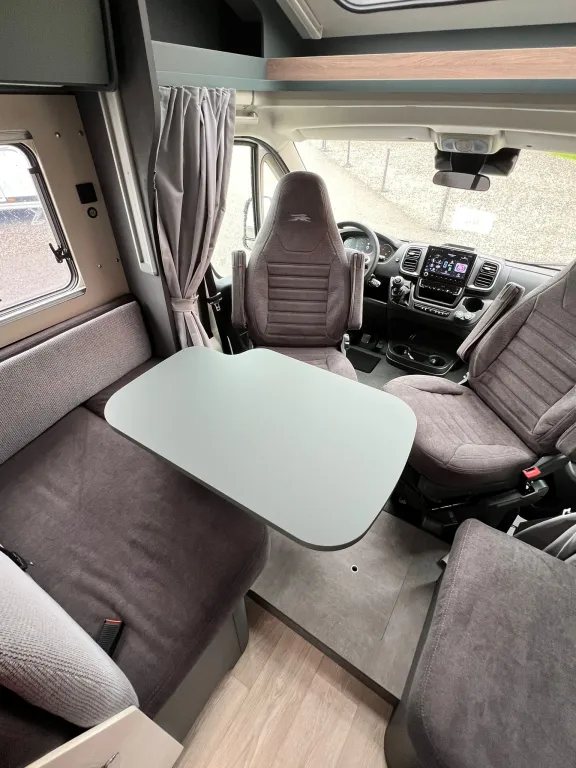 Bild 8: Wohnmobil für 5 Personen in Hagenbrunn mieten Bild 8: Wohnmobil für 5 Personen in Hagenbrunn mieten